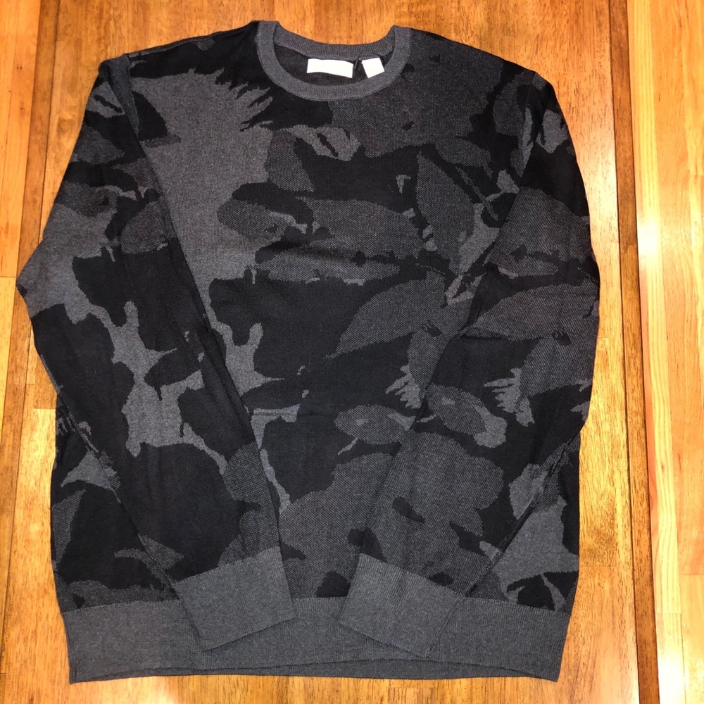 Sweater - Picture 2 of 2